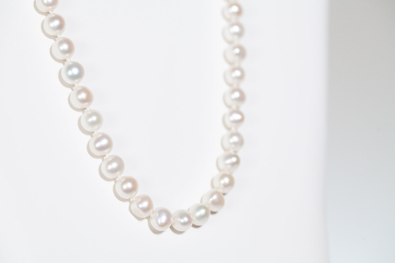 Classic Pearl Necklace