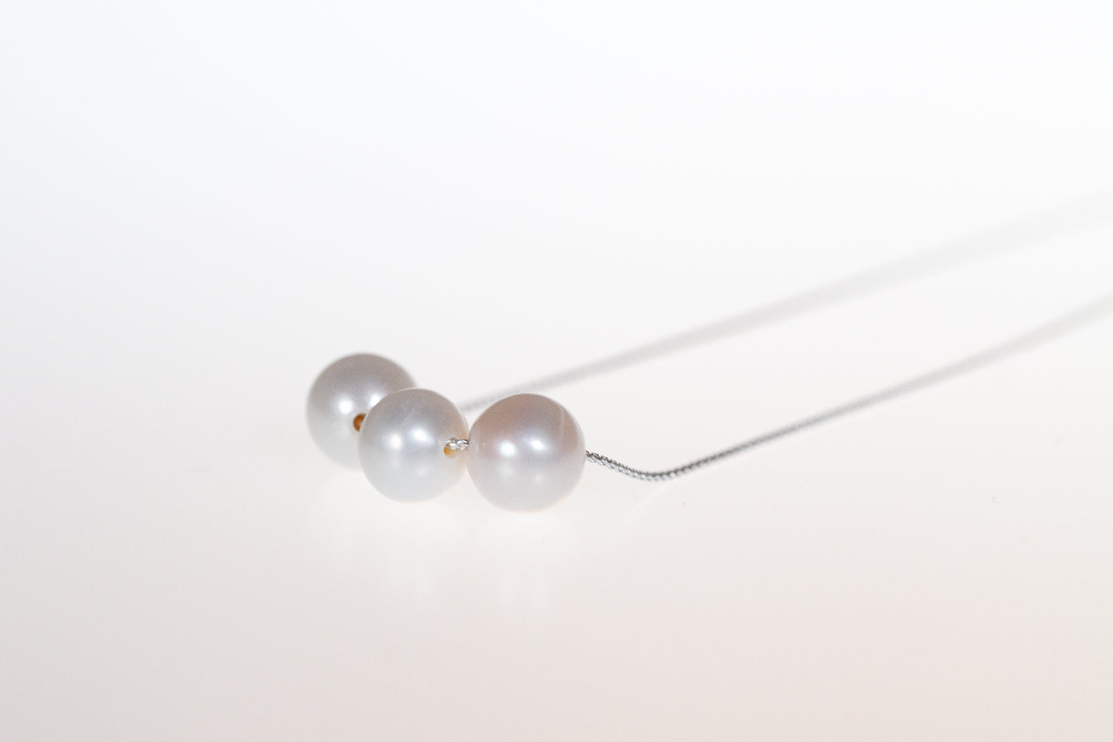 Floating 3 Pearl Necklace, 7-8mm